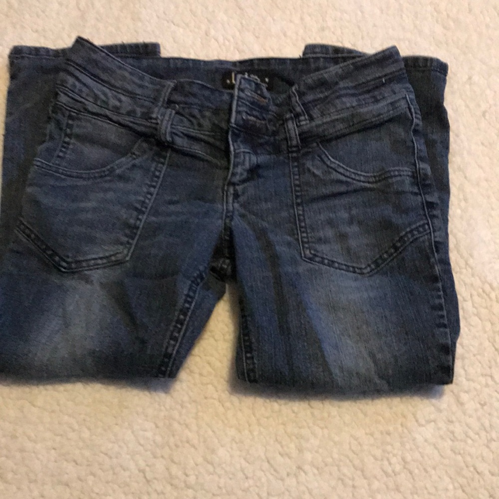 Capris/ shirt jeans